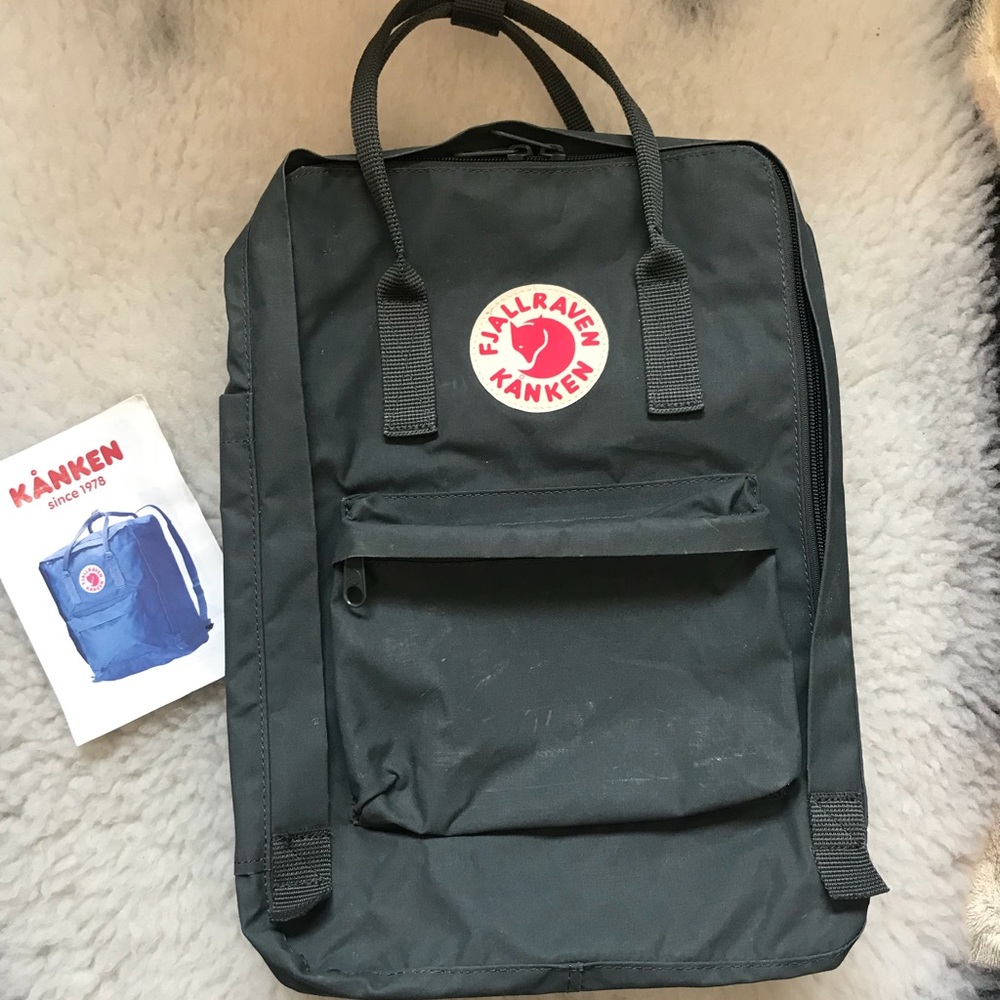 Fjallraven Kanken 15” (forest green)